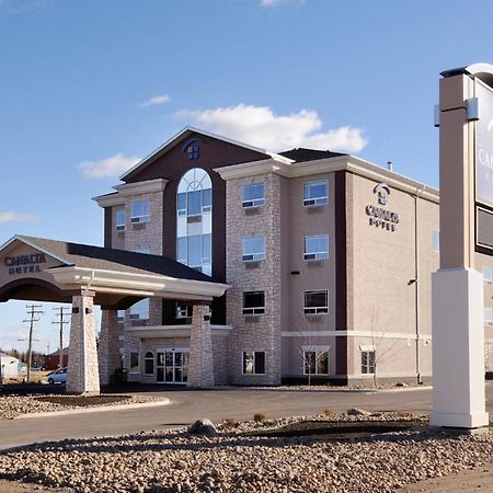 โรงแรมแคนอลตา เมลฟอร์ต Melfort ภายนอก รูปภาพ